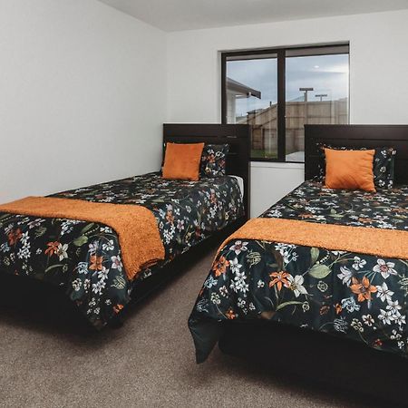 Bell Block Beauty Brand New Villa New Plymouth Bagian luar foto